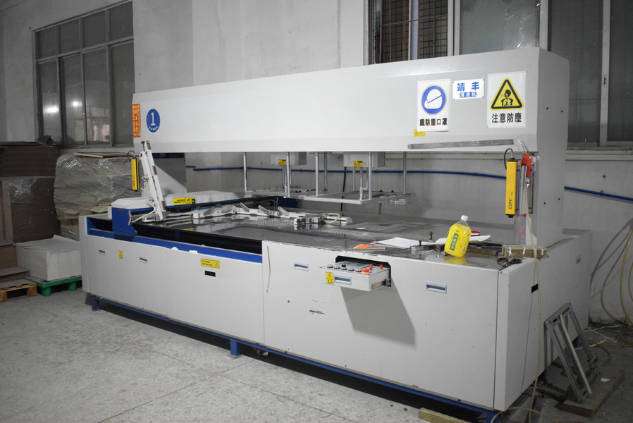 GUANGZHOU YM PACKAGE PRODUCTS CO.,LTD. dây chuyền sản xuất của nhà sản xuất