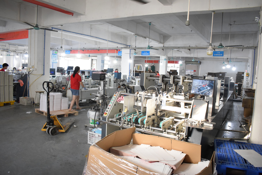 GUANGZHOU YM PACKAGE PRODUCTS CO.,LTD. dây chuyền sản xuất của nhà sản xuất