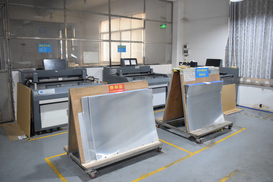 GUANGZHOU YM PACKAGE PRODUCTS CO.,LTD. dây chuyền sản xuất của nhà sản xuất