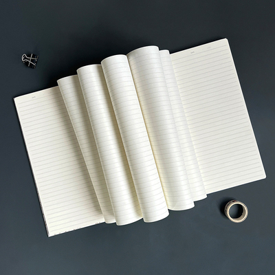 Mô-nô-chrome Color Scheme A5 Spiral Hardcover Notebook Tiêu chuẩn Hiệu suất Tiêu chuẩn