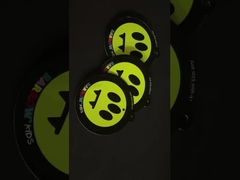 Áo phù hợp dán nhãn nhãn phản ánh sự tinh tế của thương hiệu của bạn nhãn cao cấp